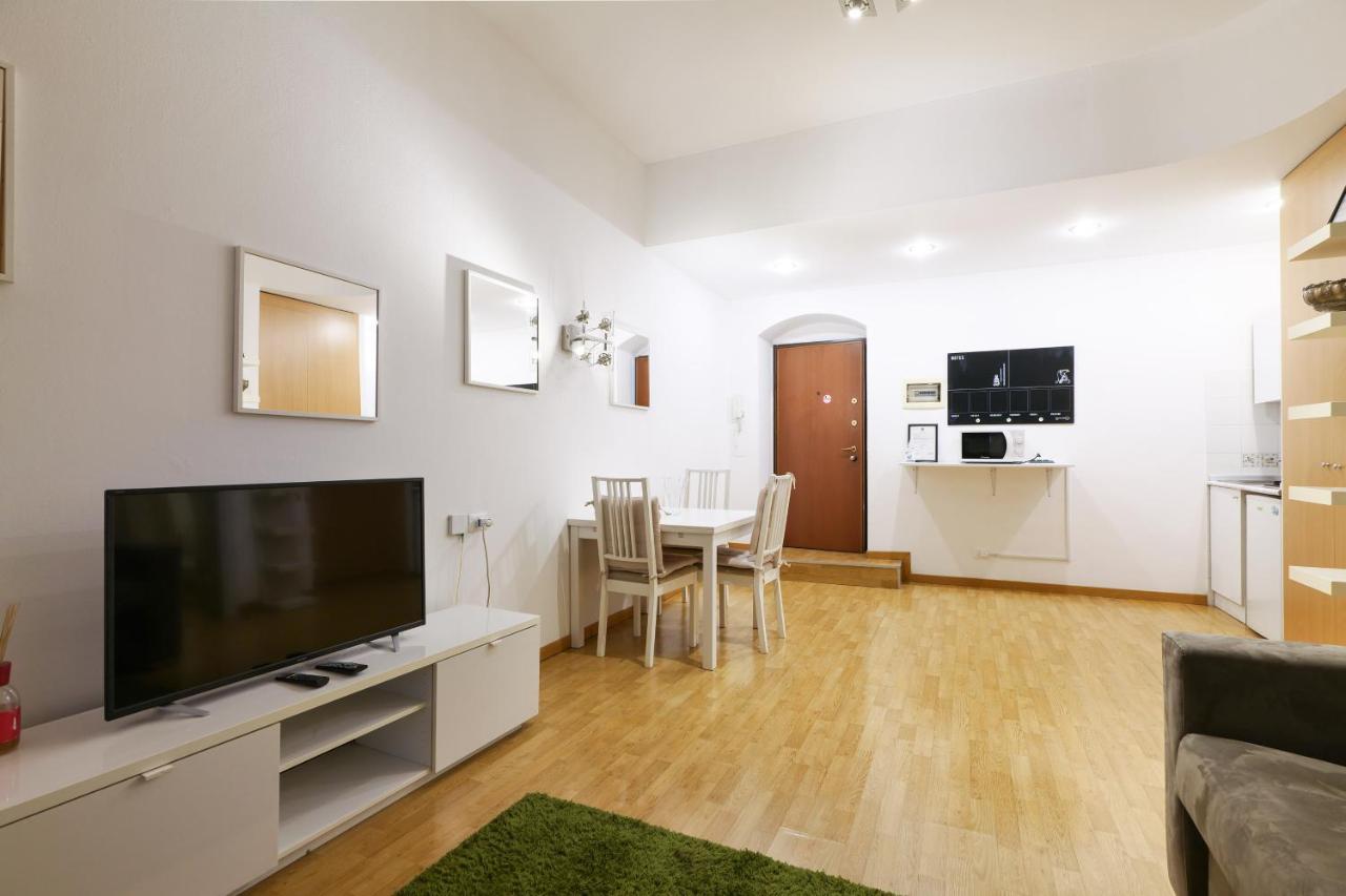 Cadorna Apartments Milan Exterior photo