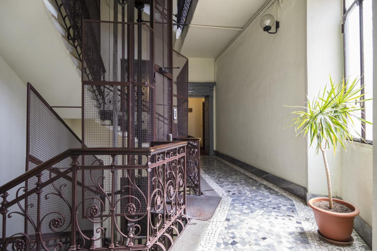 Cadorna Apartments Milan Exterior photo